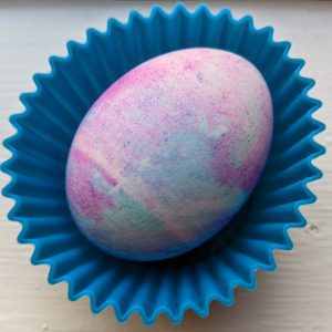 Tie-dyeing egg finished produce.MP